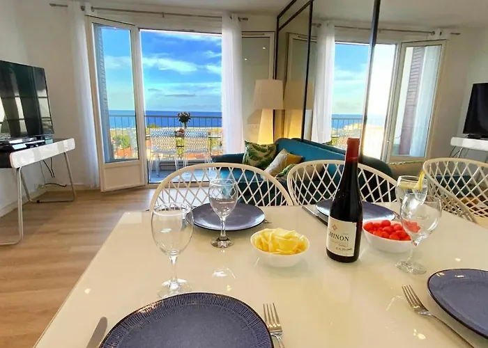 شقة Panoramic Sea View - Air Conditioning - Terrace - 2 Bedrooms - Kitchen - Wifi - Tramway *