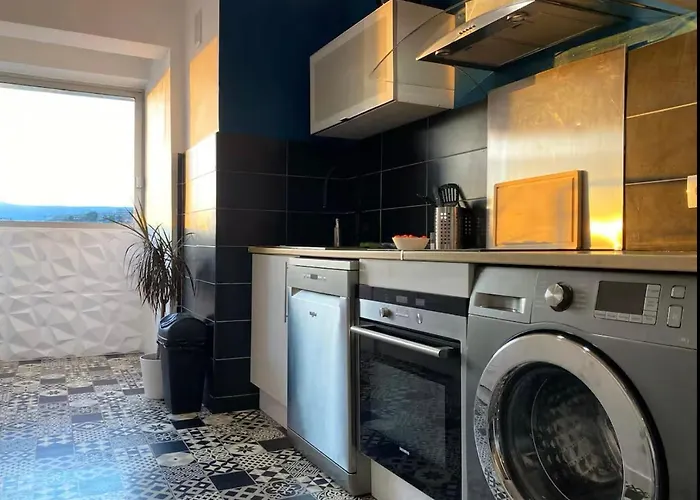 Panoramic Sea View - Air Conditioning - Terrace - 2 Bedrooms - Kitchen - Wifi - Tramway Appartamento Nizza